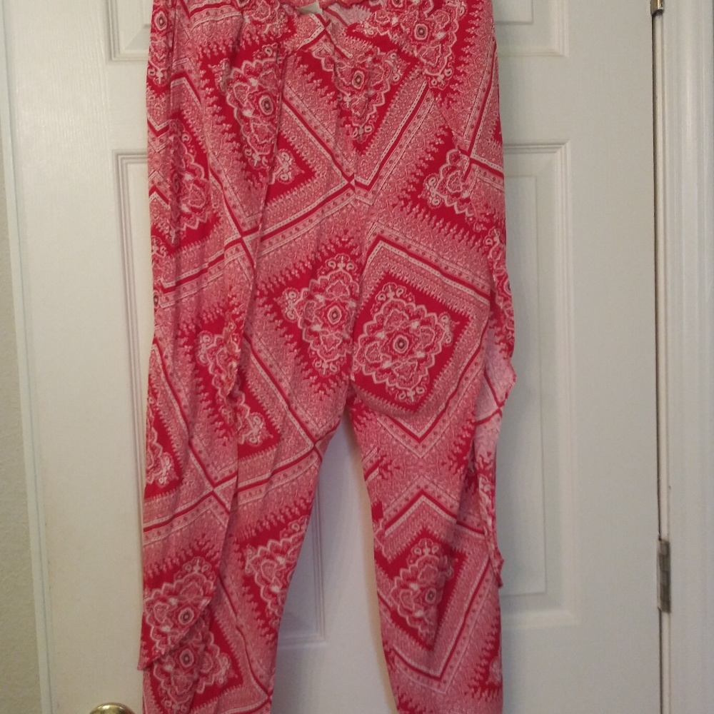 wrap around pants, print elastic waist, very chic